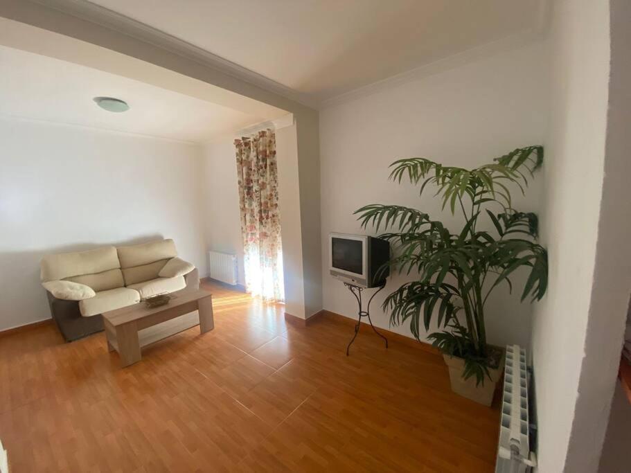 Вилла Agradable Casa Con Chimenea Interior Y Barbacoa. Граха-де-Иньеста Экстерьер фото