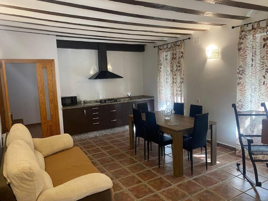Вилла Agradable Casa Con Chimenea Interior Y Barbacoa. Граха-де-Иньеста Экстерьер фото